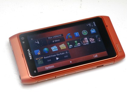 Nokia n8 review
